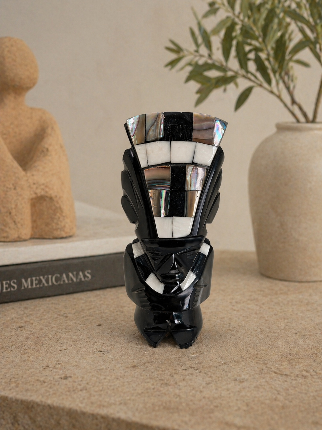OBSIDIAN PREHISPANIC IDOL – 10 CM (Surprise)
