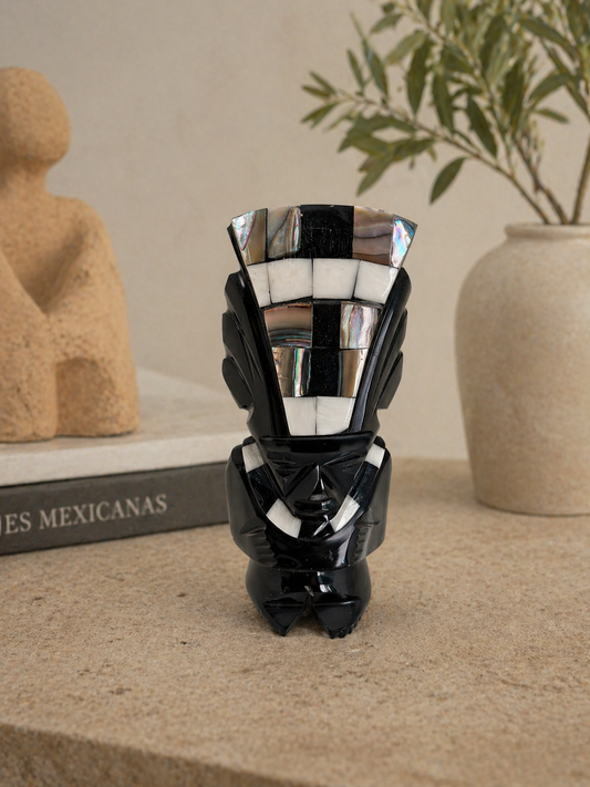 OBSIDIAN PREHISPANIC IDOL – 10 CM (Surprise)