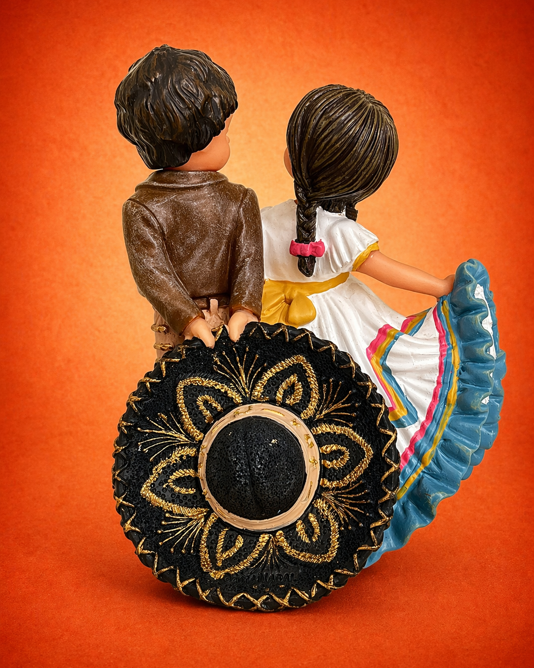 Mexican Dancing Kids Figurine – Nadal Folk Art Sculpture